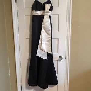Badgley Mischka Bridesmaids/Formal Dress (size 2)